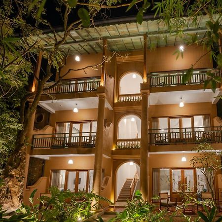 Bed and Breakfast Aurora Унаватуна Экстерьер фото